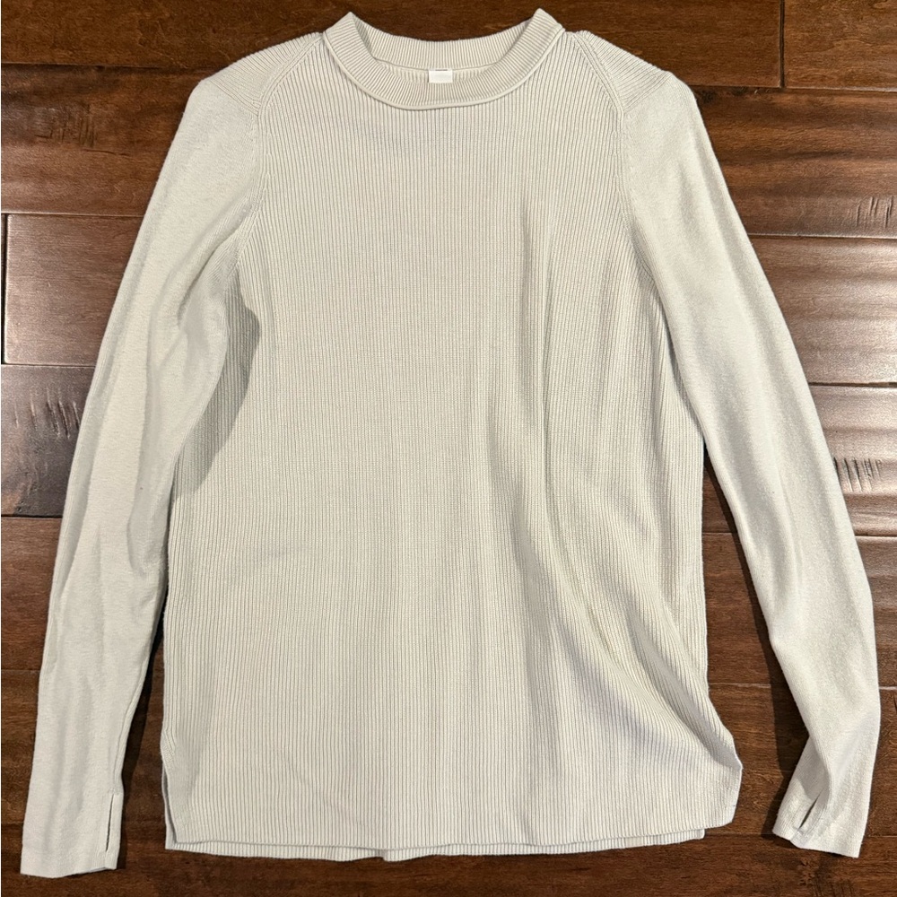 Lululemon cotton blend long sleeved sweater